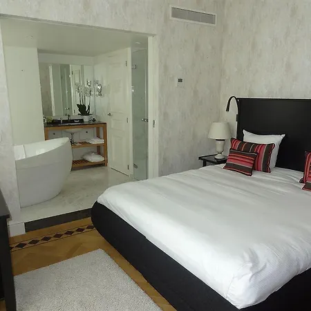 Pillows Grand Boutique Reylof 4* Gante